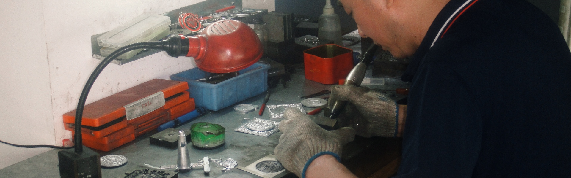 metal & Especialista em personalização de plástico, medalha & Fabricante de crachá, ODM/fornecedor de presentes culturais OEM,Dongguan hanerda hardware & plastic products co., ltd.